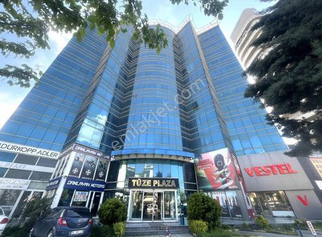 Tüze Plaza Da Eşyalı Kiralık 300 Metre² Ofis