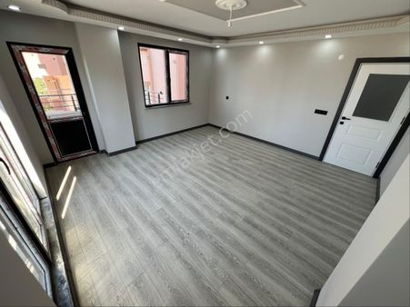 Vizyon Emlak'tan Bayramoğlu Mh Arakat 3+1 Geniş Kullanışlı Daire