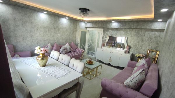 3+1 Ara Katta Full+full Yapılı Ebeveyn Banyolu Daire