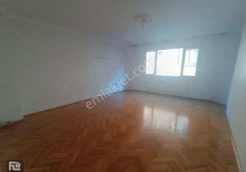 Bulgurlu Metroya 7 Dk Site İçerisinde 3+1 135m2