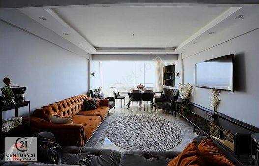C21;cius Deniz Manzaralı Yapılı Eşyalı Satılık 1+1 Daire