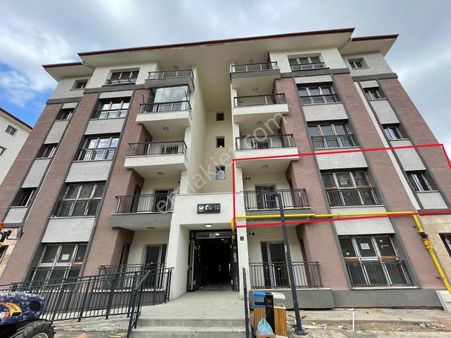 Mevsim Gayrimenkul'den Yeni Zafran Tokide Kiralık 3+1 Daire