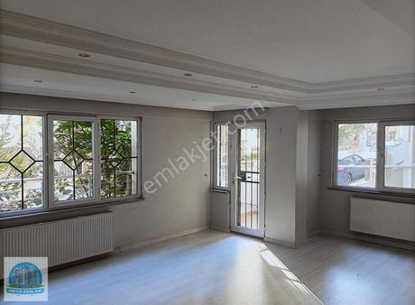 Avcılar Gumuspalada 3+1 160 M2 1 Kat