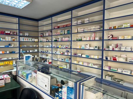 İzmir Konak Eşrefpaşa Caddesi'nde Kiracılı Satılık Dükkan