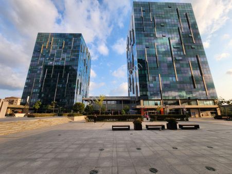 Nish İstanbul'da Kiralık 450 M2 Ön Bahçeli Kapalı Alanlı Ofis- Mağaza