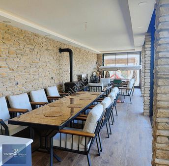 Lüks Tasarım, Sıfır Eşyalı, Jakuzili 52 M2 Kış Bahçeli 3+1 Villa