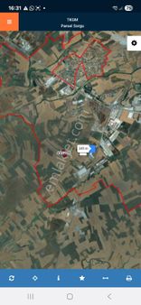 Kırklareli Lüleburgaz Büyükkarıştıran Dan Satılık Tarla Yolu Var Sanayi Ortasında Kalıyor