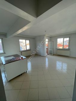 Güven Emlaktan Pendik Fevziçakmakda 3±1 Satılık Daire