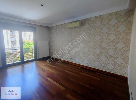 Başakşehir 5.etap Safir Sitesi 220 M2 Lik 3+1 Satılık