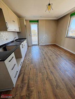 Sarılar Merkezi Konumda Yüksek Giriş