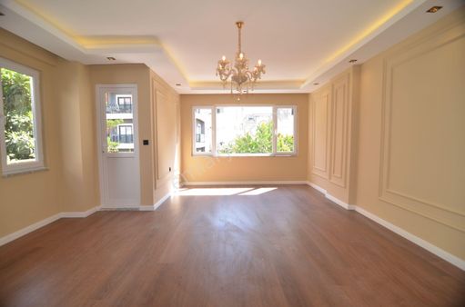 Alanya Güller Pınarı Mahallesi Satılık 3+1 Ayrı Mutfak Daire