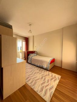 M-986 Ömerağa Sıhiye Kavşağı Üzeri Satılık 3+1 Ara Kat Daire