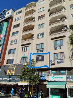 Denizli Gazi Mustafa Kemal Bulvarı Çukurluoğlu İşhanı 1.kat 1+1.işyeri.araç Takası Olur.