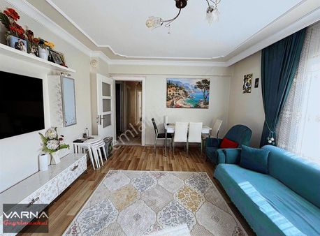 Menderes Cüneytbey Mah. Kiralık 2+1 125 M2 Daire