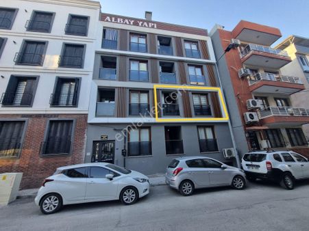 Buca Kozağaç Mah. Temiz Eşyalı Yeni Bina Kiralık 1+1 Daire