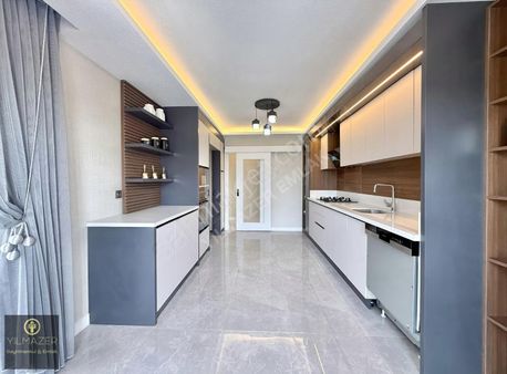 4+1 Bulvarda Site İçerisinde Ultra Lüx Sıfır Daire