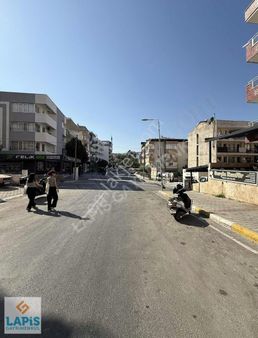 Kuşadası Cumhuriyet Mah. 60 Mt2 Kiralık Dükkan