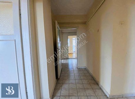 Sb Gayrimenkul'den Fatih De Kiralık 3+1 Daire