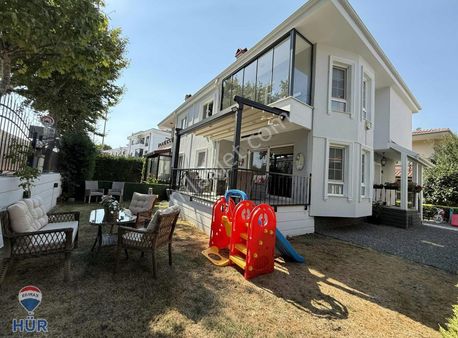 Remax İlknur Doğan Dan Cadde Üzerinde Satılık Villa