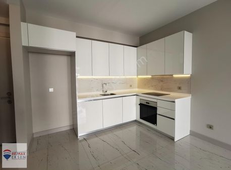Sinpaş Metrolıfe Kiralık 1+1 M5 Metro Yanı