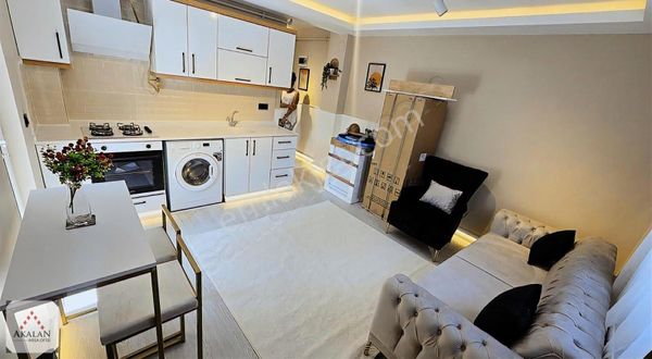 Atakum Körfezde Tramvaya 200 Metre Sıfır Esyalı Satılık 1*1