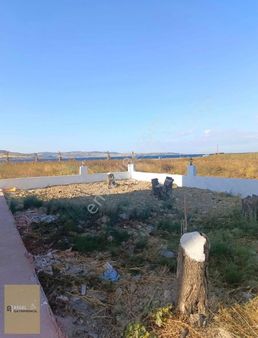 Lapseki Umurbey'de Boğaz Ve Köprü Manzaralı Müstakil Villa