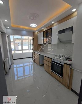 Sincan Ahi Evran Diriliş Sok. Full Yapılı Satılık 3+1