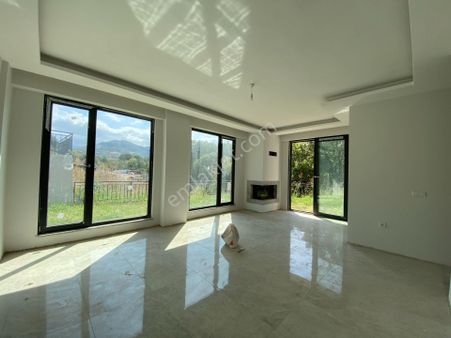 Doğa İçinde Satılık 4+1 Villa