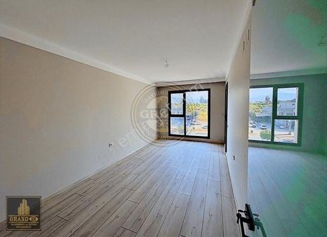 Mezitli Atatürk Mah.2ci Çevre Yolu Üzeri Satılık Ofis 2+1