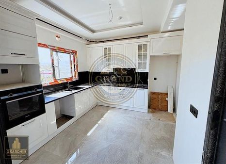 Mezitli 75.yıl Mah.bağımsız Mutfak Ferah Geniş Satılık 2+1 Daire