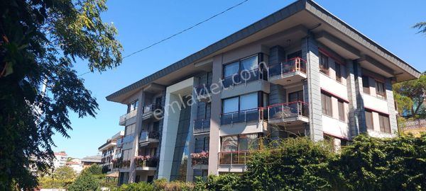 Tarabya`da Çok Lüks Konforlu Butik Sitede 4+1 Satılık Şık Daire