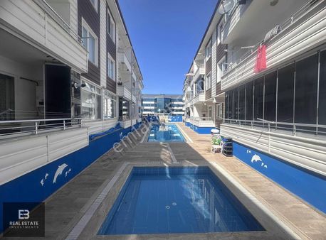 Sakarya Karasu'da 1+1 Havuzlu Site İçi Güvenlikli Satılık Daire