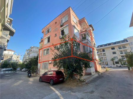 Saray Mahallesinde Satılık 2+1 Daire