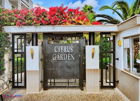 Side Büyük Plaja Yakın Eşyalı 2+1 Citrus Garden Sitesinde Dublex