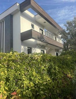 Eskiçeşme Mahallesinde Kiralık Modern 1+1 Daire