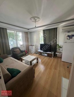 İskanlı 1+1 Cadde Üzeri Yeni Bina Asansörlü Kaçmaz Fırsat !!!