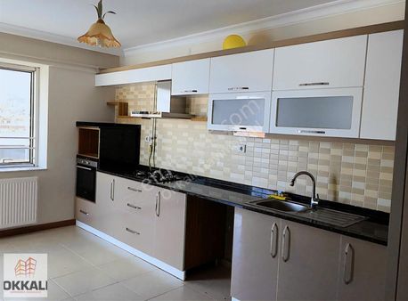 Menemen Uğur Mumcu Mah.de Eşyalı Kiralık Lüks 4+1 Daire