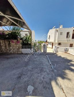Deniz Manzaralı, İtalyan Mimarili 5+2 Havuzlu Villa Çeşme-ardıç