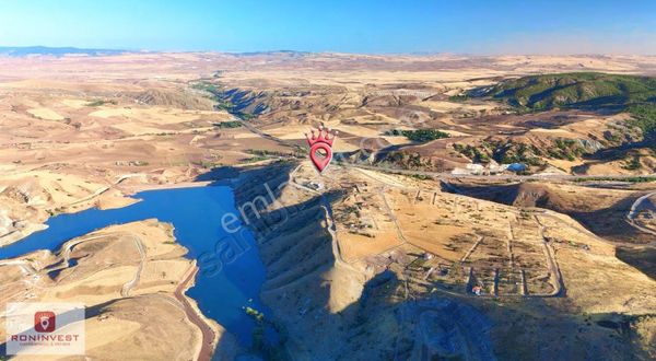 Gölbaşı'nda Orman Manzaralı Göle Komşu İmarlı Arsa