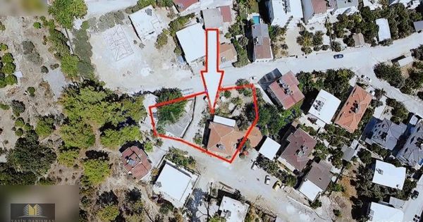 Kemer Göynükte 1.022 M2 Arsada 80 M2 Hisse Satılık