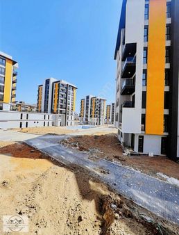 Hilal Gayrimenkulden Kat Cephe Oda Seçenekli Ultra Lüx Site İçi