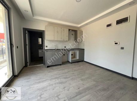 Hilal Gayrimenkul.den Katta 1+1 Kiralık