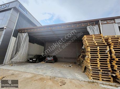 Torbalı Sanayide Kiralık Vinçli 450 M2 Dükkan+150 M2 Ön Alan