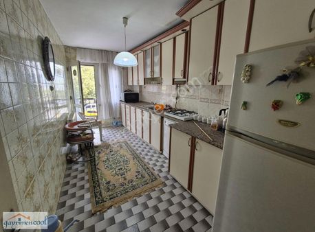 Mithatpaşa Cadde Üzeri 3+1 Asansörlü Çift Cepheli Daire Boş