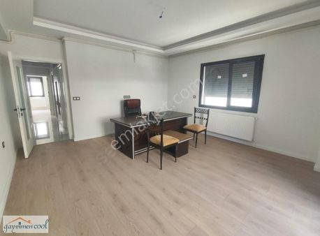 Bahçelievlerde Nezih Sokakta Sıfır 4+1 Dublex Daire