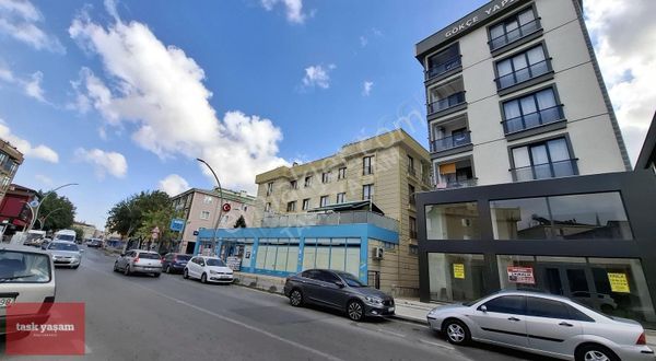 Tuzla Emiroğlu Caddesi Potansiyeli Yüksek 400m2 Kiralık Dükkan