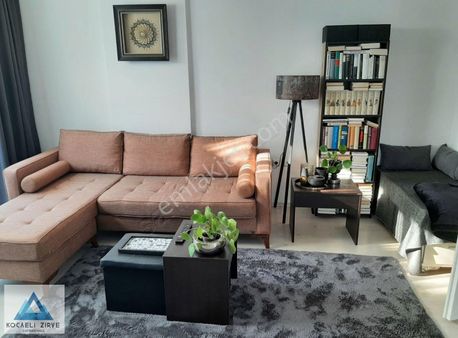 Modern Lüks Eşyalı Daire: Ofis Alanı İle Yeni Bir Başlangıç!