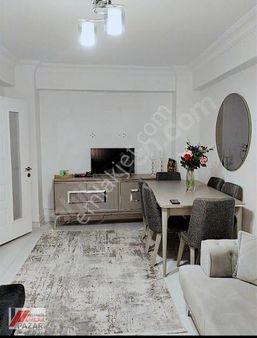 Avcılar Gümüşpala'da E-5 Metrobüs Yakını Yeni.girişli Ayrı Mutfa