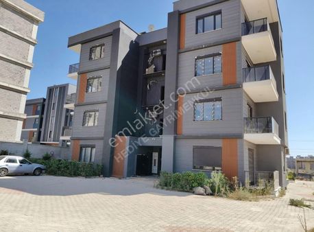 Altıntaş Mah. Sıfır Havuzlu 1+1 3. Katta Daire