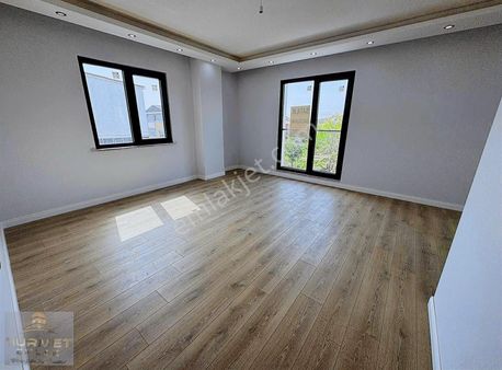 Bağlarbaşı Mah 4+1 200m2 Yerden Isıtmalı Üst Dublex
